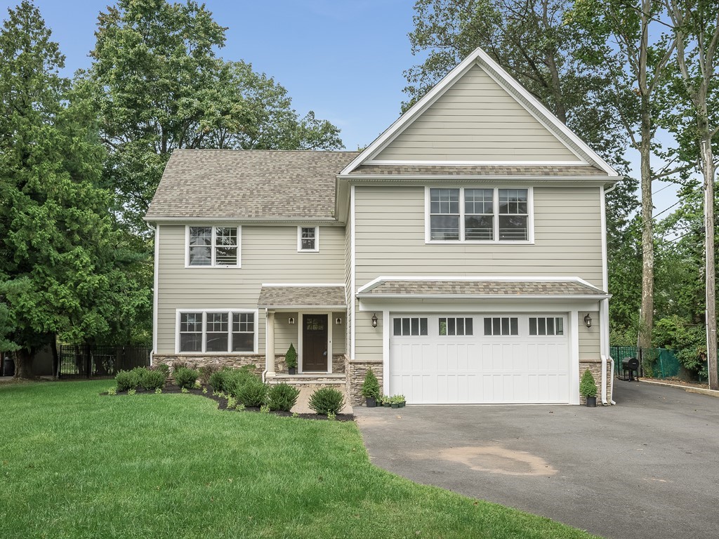 41 Ridge Road, West Orange NJ 929,000 SOLD!