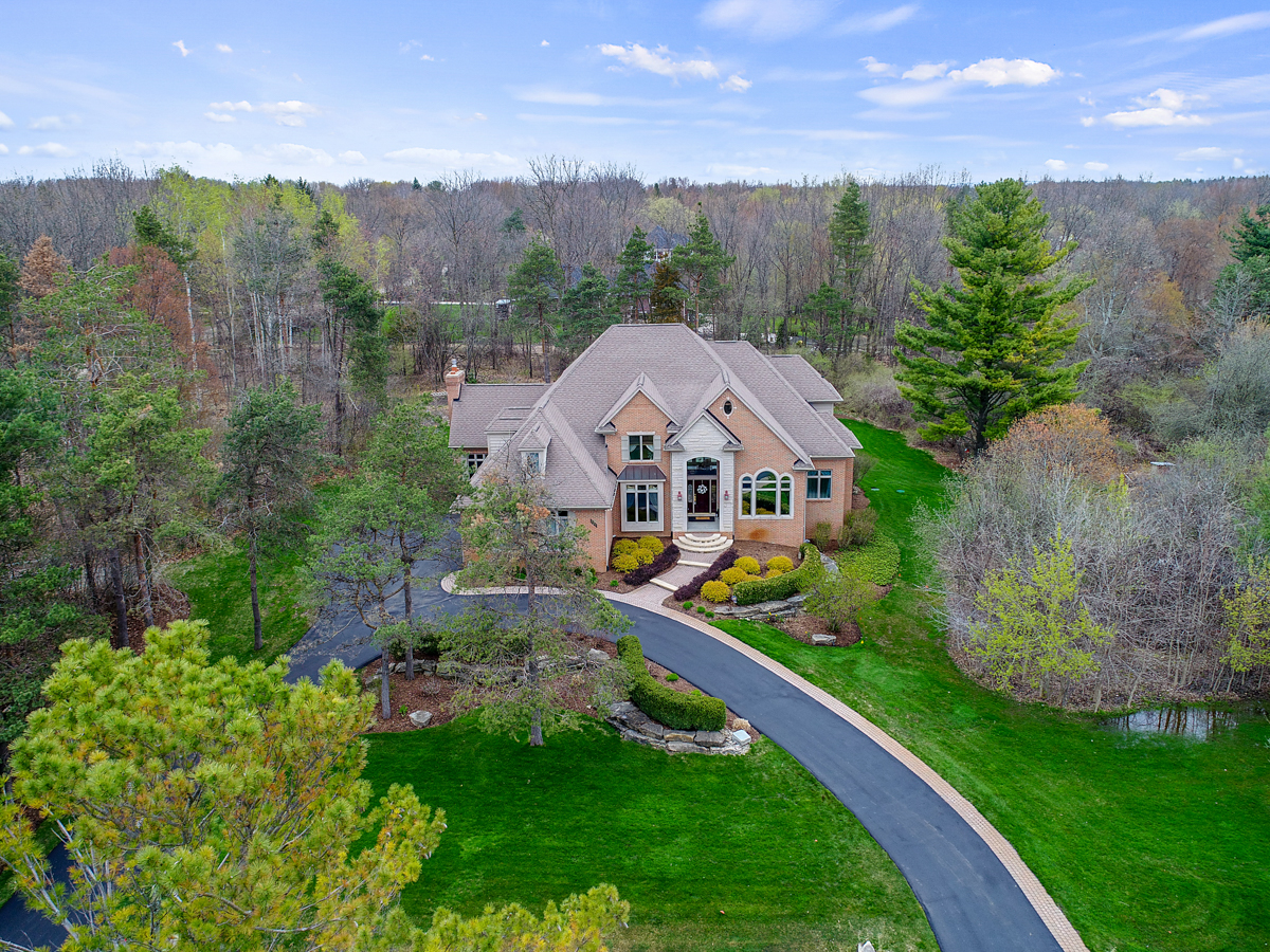 SOLD 525 Sheldon Court